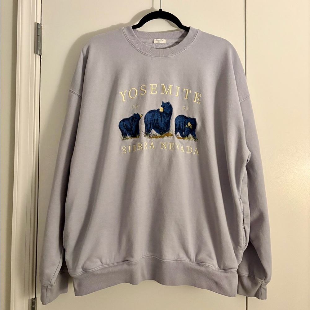 Brandy Melville Yosemite Sweatshirt